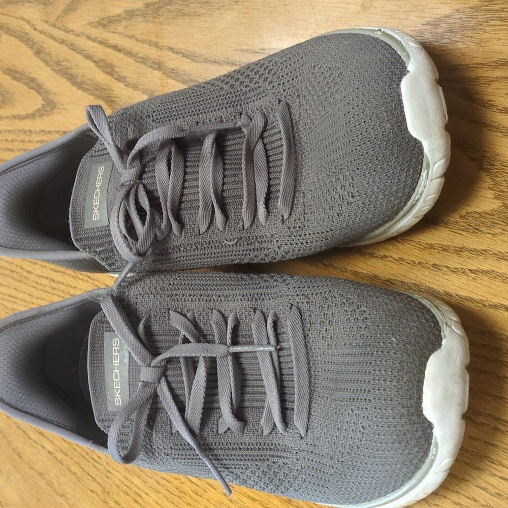 Skechers Women's Hands Free Swift Fit Slip On